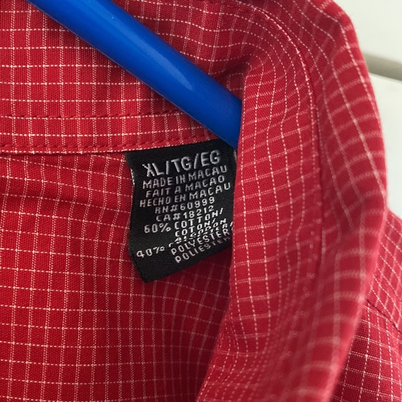 Antigua MLB Casual Button Down Shirt - Boston Red Sox - Picture 3 of 6